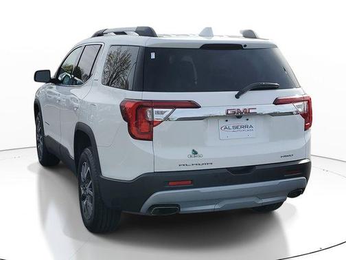 Summit White 2022 GMC Acadia SLE