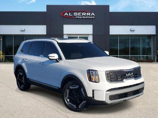 Glacial White Pearl 2024 Kia Telluride S