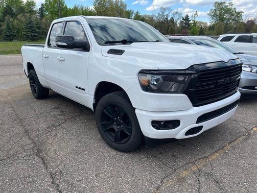 Bright White Clearcoat 2021 RAM 1500 Big Horn