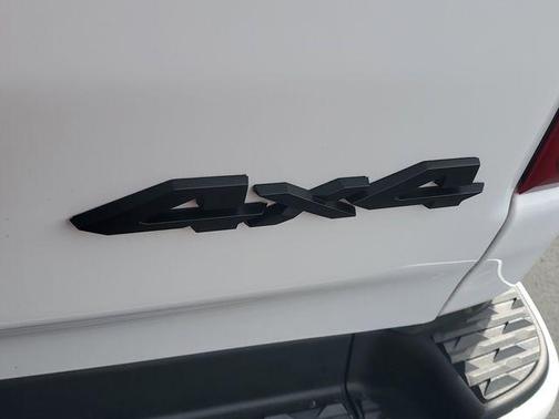 Bright White Clearcoat 2021 RAM 1500 Big Horn