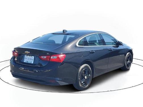 Mosaic Black Metallic 2024 Chevrolet Malibu LT