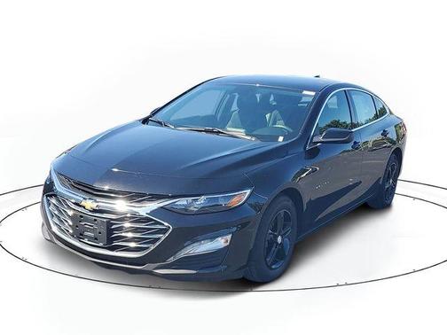 Mosaic Black Metallic 2024 Chevrolet Malibu LT
