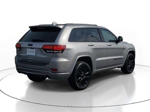 Billet Silver Metallic Clearcoat 2021 Jeep Grand Cherokee Laredo X