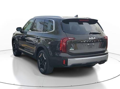 Dark Moss 2024 Kia Telluride S