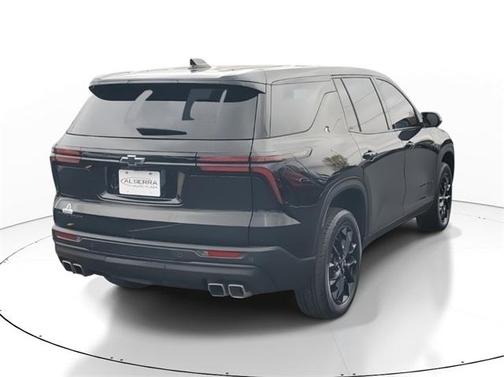 2024 Chevrolet Traverse LS