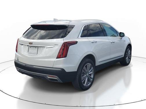 Crystal White Tri-Coat 2024 Cadillac XT5 Premium Luxury