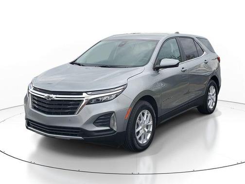 Sterling Gray Metallic 2024 Chevrolet Equinox LT