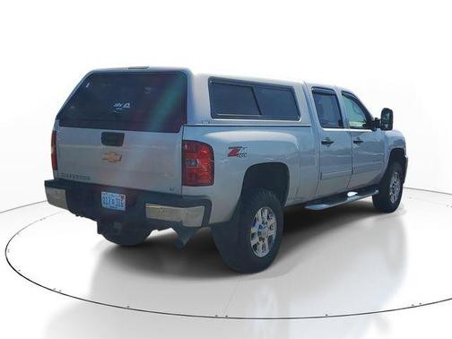 Sheer Silver Metallic 2011 Chevrolet Silverado 2500 LT