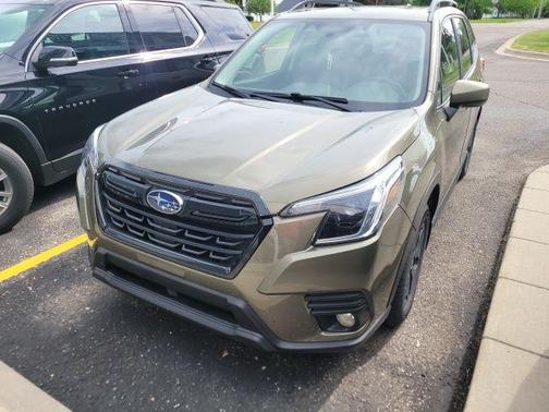 Autumn Green Metallic 2023 Subaru Forester Premium