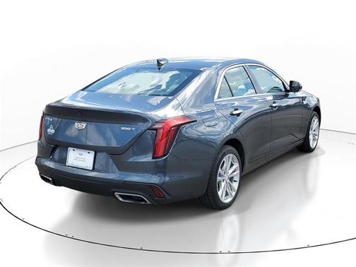 2022 Cadillac CT4 Luxury