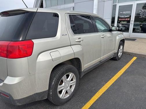 Champagne Silver 2014 GMC Terrain SLE-1
