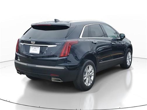 2022 Cadillac XT5 Luxury