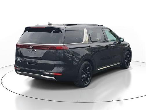 Metal 2024 Kia Carnival SX Prestige