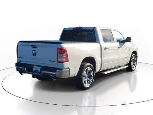 Bright White Clearcoat 2019 RAM 1500 Big Horn