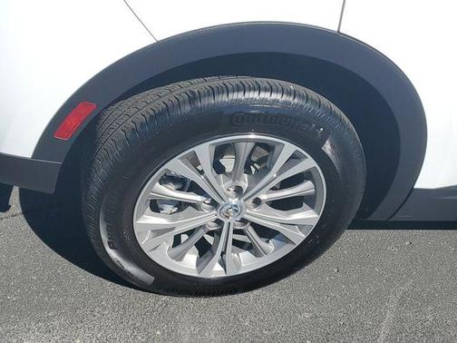 Summit White 2022 Buick Envision Preferred
