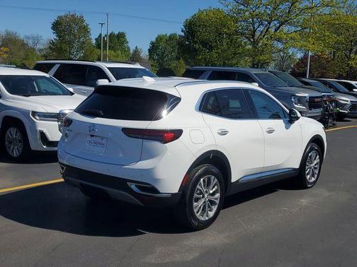 Summit White 2022 Buick Envision Preferred