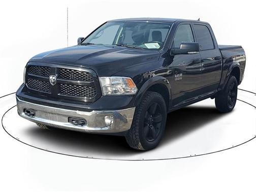 2016 RAM 1500 SLT
