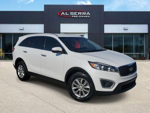 Snow White Pearl 2018 Kia Sorento LX