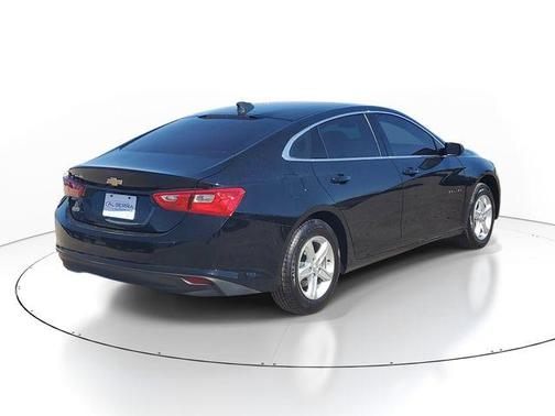 Mosaic Black Metallic 2023 Chevrolet Malibu 1LS