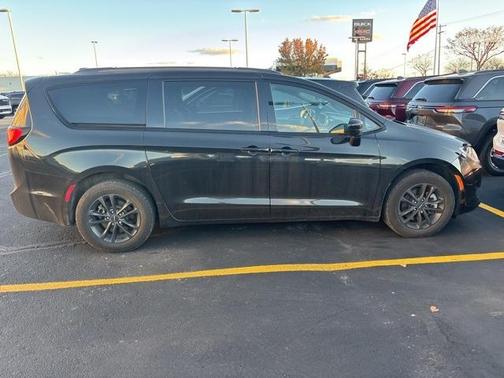 2020 Chrysler Pacifica Launch Edition