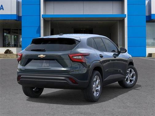 2025 Chevrolet Trax LS