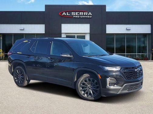 Mosaic Black Metallic 2023 Chevrolet Traverse RS