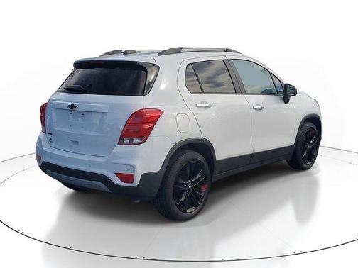Summit White 2020 Chevrolet Trax LT