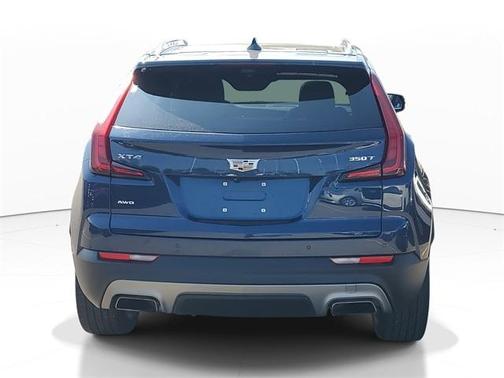 2022 Cadillac XT4 Premium Luxury