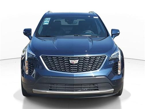 2022 Cadillac XT4 Premium Luxury