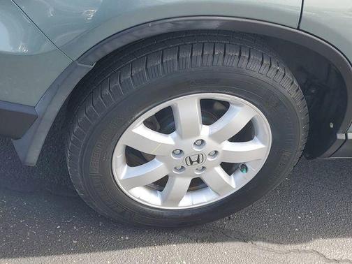 Green 2011 Honda CR-V SE