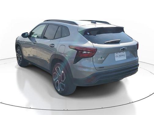 Sterling Gray Metallic 2025 Chevrolet Trax 2RS