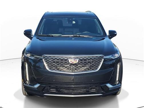 2022 Cadillac XT6 Premium Luxury FWD
