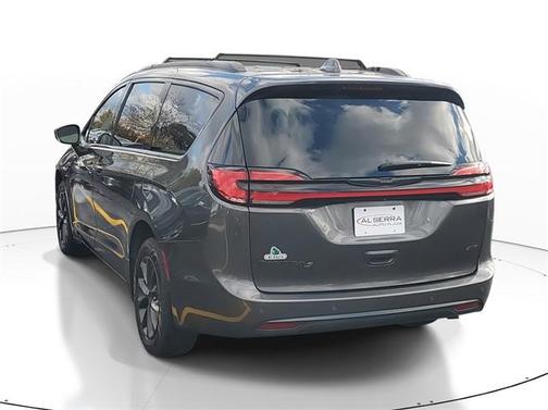 2021 Chrysler Pacifica Touring-L
