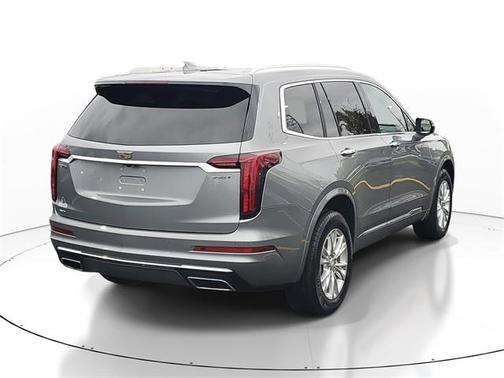 2023 Cadillac XT6 Luxury AWD