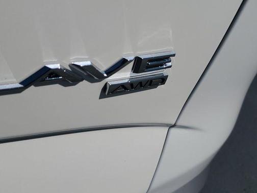 Summit White 2019 Buick Enclave Avenir