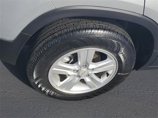 2022 Chevrolet Trax LS