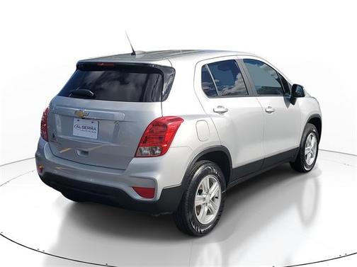 2022 Chevrolet Trax LS
