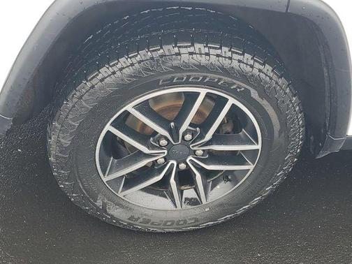 2019 Jeep Grand Cherokee Trailhawk