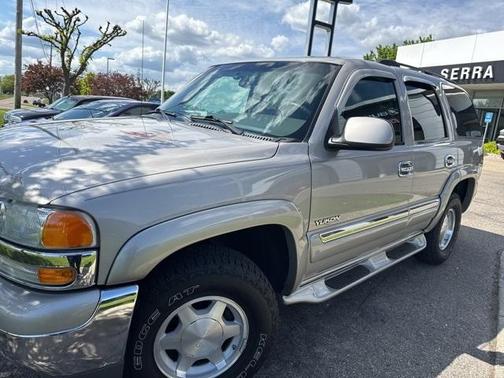 2004 GMC Yukon SLE