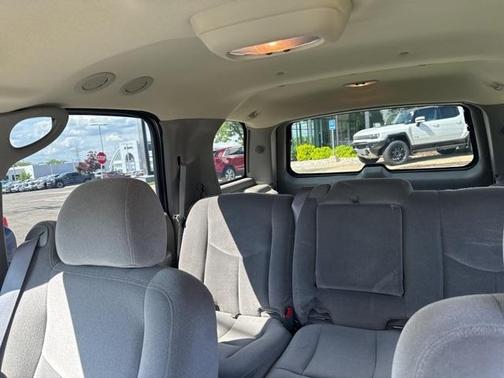 2004 GMC Yukon SLE