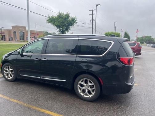 2019 Chrysler Pacifica Limited