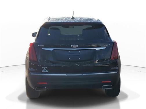 2023 Cadillac XT5 Luxury