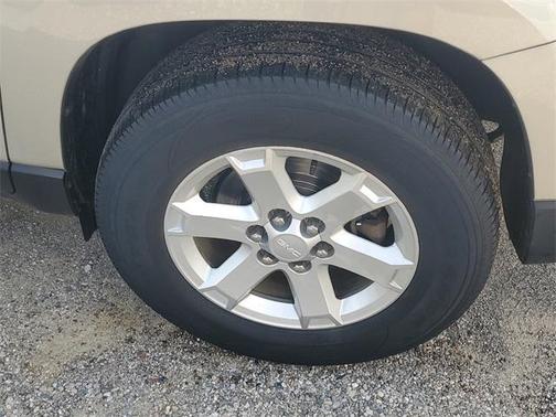 2016 GMC Acadia SLE-2