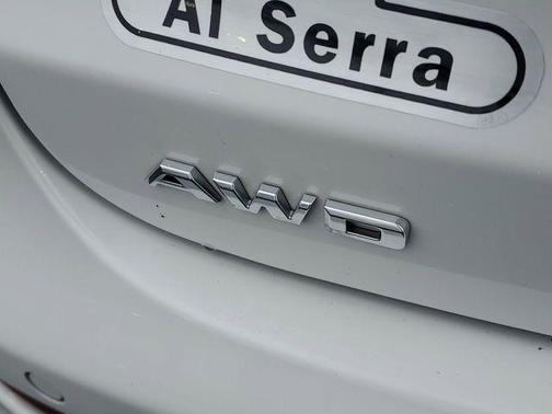 Crystal White Tri-Coat 2020 Cadillac XT6 Sport AWD