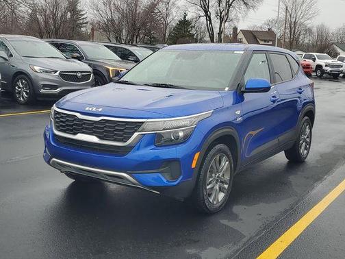 Neptune Blue 2022 Kia Seltos LX