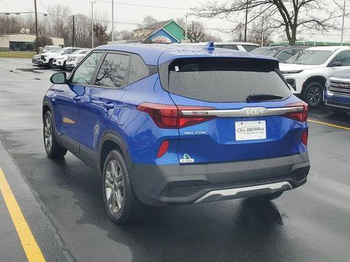 Neptune Blue 2022 Kia Seltos LX