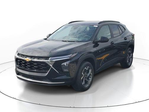 Mosaic Black Metallic 2024 Chevrolet Trax LT