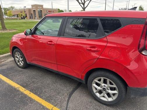 Inferno Red 2022 Kia Soul LX