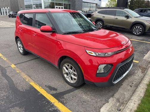 Inferno Red 2022 Kia Soul LX