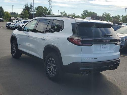 Summit White 2024 GMC Acadia AT4